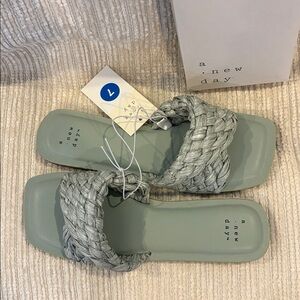 A New Day Sz 7 Sage Braided Slide Sandals